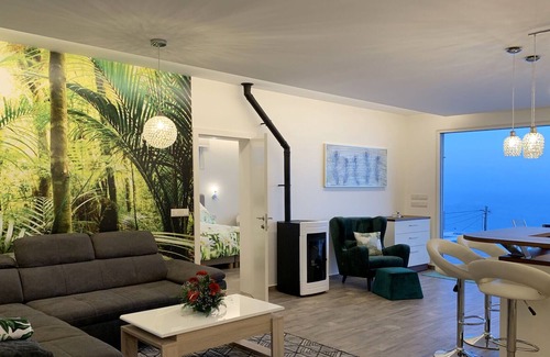 Tabua Apartment | Ocean View Holiday Apartment: Guest Rated 10/10
