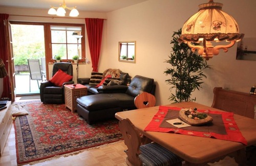 Russbach am Pass Gschuett Apartment | Cozy Holiday Apartment in Rußbach am Paß Gschütt for 4