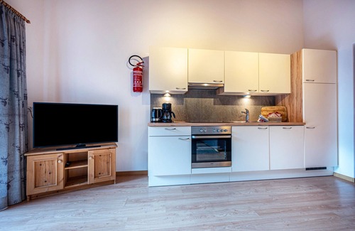 Luson Apartment | Mountain View Retreat at Raffreiderhof Apt Fichte with Pool