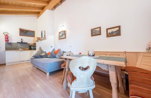 Luson Apartment | Unforgettable Stay at Raffreiderhof Apt Zirbe with Pool