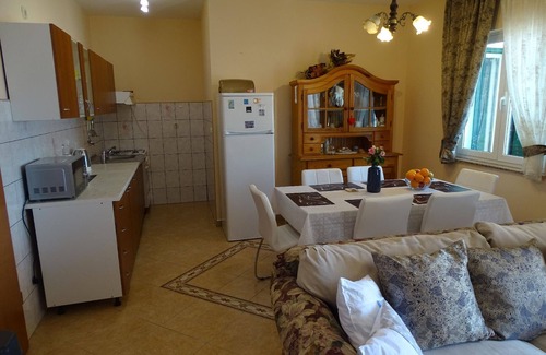 Rtina House | Holiday apartment Ražanac for 1 - 6 persons with 3 bedrooms - Holiday house