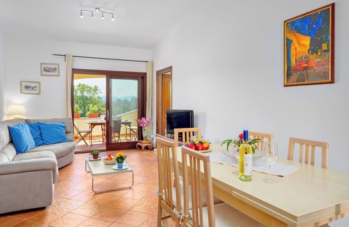Arzachena Apartment | Mountain View Holiday Apartment with Pool & Wi-Fi Access