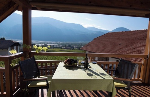 Terlano Apartment | Experience the Rosengartnerhof Gantkofel with Mountain Views