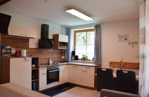 Sankt Marein im Murztal House | Cozy St. Dionysen Apartment with Spa and Hot Tub Access