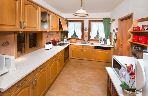 Starkenburg Apartment | Pet-Friendly Holiday Apartment Starkenburg with Ocean Views