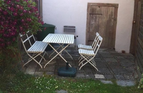 Schernfeld Apartment | Cozy Holiday Apartment in Schernfeld for Up to 4 Guests
