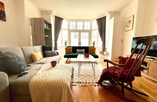 Calder Bridge Apartment | Cozy Seascale Apartment for Families with Kitchen & Free Breakfast