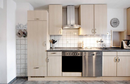 Staufen im Breisgau Apartment | Perfect Holiday Apartment "Sink" with Private Terrace & Garden