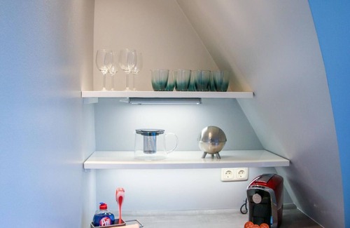 Stade Apartment | Cozy Holiday Apartment in Stade for Families and Groups