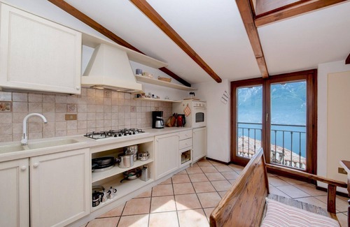 Gardola House | Cozy Holiday Apartment in Tignale for Up to 5 Guests