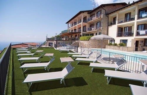 Oldesio Apartment | Beautiful Tignale Holiday Apartment for Families with Pool
