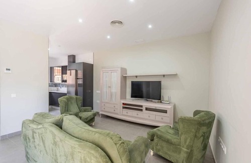 Marchena House | Relax at Holiday Apartment 'Torero II' with Pool & Balcony