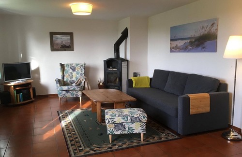 Ummanz Apartment | Cozy Ummanz Holiday Apartment for 2-6 Guests with Kitchen