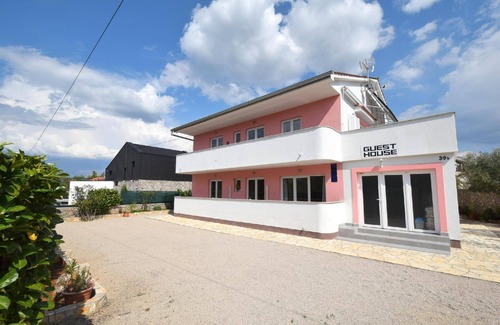 Rasopasno Apartment | Cozy Holiday Apartment in Vantačići for 1-2 Guests