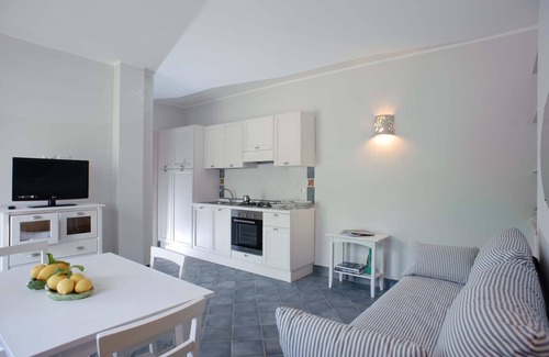 Villammare Apartment | Cozy Vibonati Holiday Apartment with Pool and Breakfast