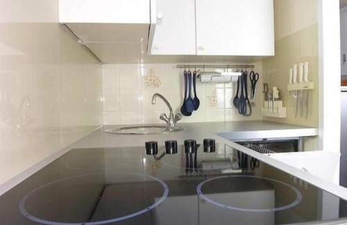 Penzing Apartment | Cozy Holiday Apartment in Vienna for 1-2 Guests
