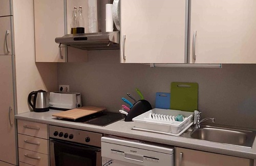Himmelpfortgrund Apartment | Spacious Holiday Apartment in Vienna for Up to 10 Guests
