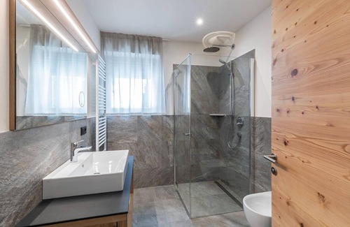 Villnoss Other | Cozy Holiday Apartment in Villnöß for Couples Retreat