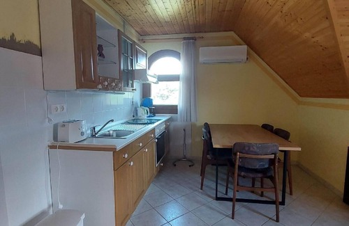 Vors Apartment | Family-Friendly Holiday Apartment in Vörs with Breakfast