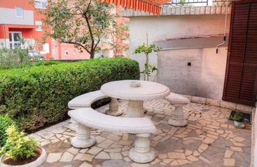 Crikvenica Apartment | Beautiful Holiday Apartment with Garden Terrace & Ocean View
