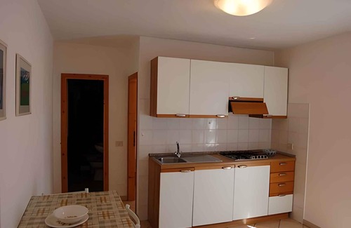 Capoliveri Apartment | Panoramic View Holiday Apartment with Spa and Breakfast