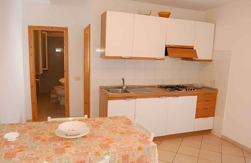Capoliveri Apartment | Panoramic View Holiday Apartment with Spa and Breakfast