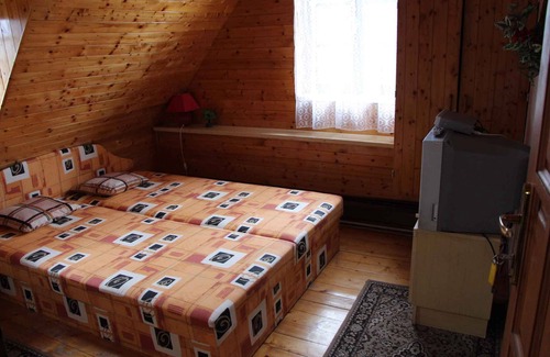 Jetrichovice Apartment | Modern Holiday Apartment with Pool and Top Guest Rating