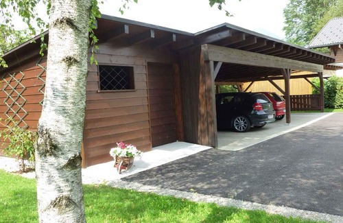 Strobl Apartment | Top-Rated Holiday Apartment with Barbecue and Ocean Views