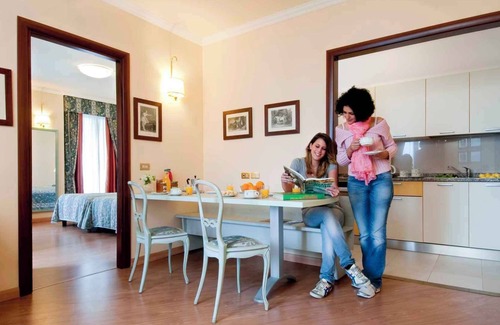 Baveno Apartment | Comfortable Holiday Apartment with Air Conditioning & Balcony
