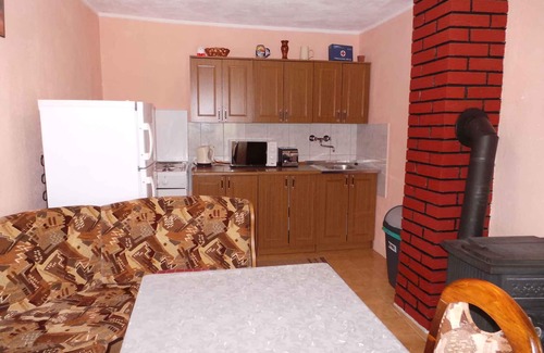 Karlobag Apartment | Cozy Holiday Apartment with Internet and Barbecue Access