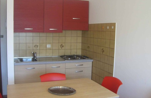 Bibione Apartment | Ideal Holiday Apartment with Balcony & Parking, Rated 10/10