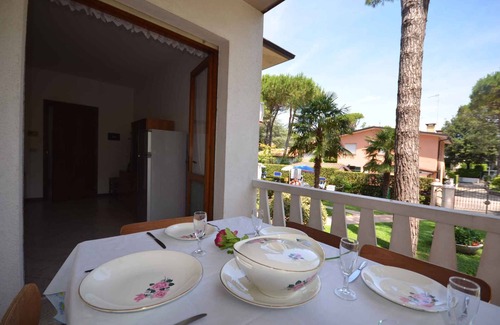 Lignano Pineta Apartment | Idyllic Holiday Apartment with Pool Surrounded by Nature