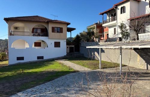 Agios Nikolaos Apartment | Inviting Holiday Apartment - MorningSun1 in Sithonia