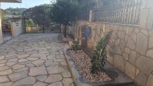 Agios Nikolaos Apartment | Inviting Holiday Apartment - MorningSun1 in Sithonia