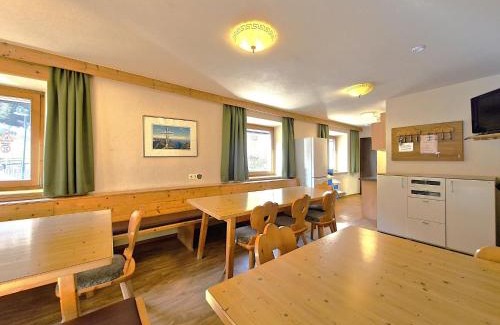 Sankt Leonhard im Pitztal House | Pet-Friendly Holiday Home Ferienhaus Gaugg - Rated 9/10