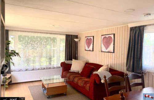Municipality of Opmeer House | Cozy Holiday-Chalet Westenwind: Amsterdam & Beach Getaway