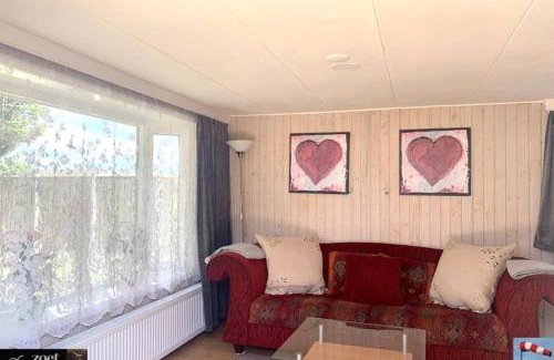 Municipality of Opmeer House | Cozy Holiday-Chalet Westenwind: Amsterdam & Beach Getaway