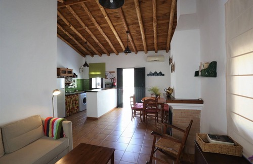 El Bosque Cottage | Idyllic Country House with Garden in Cadiz, Andalucia
