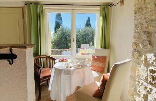 Montauroux Apartment | Charming Holiday Cottage with Pool in Beautiful Provence