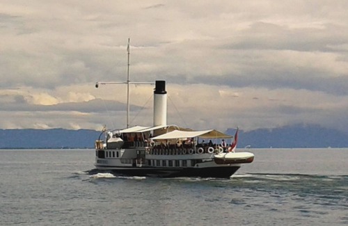 Immenstaad am Bodensee House | Ideal Holiday Home with Private Terrace and Ocean View