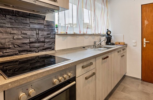 Radolfzell am Bodensee Apartment | Cozy Wiesenblick Apartment with Private Terrace & Garden