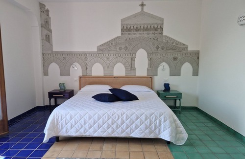 Praiano Hotel | Top-Rated Holiday Double: Enjoy Breakfast and a Hot Tub