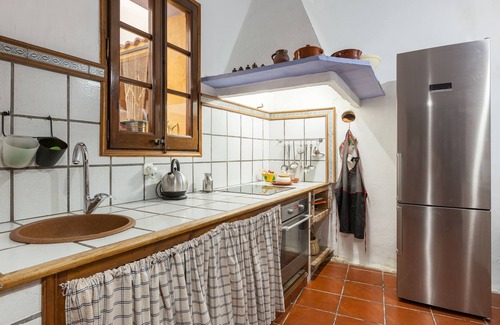 Sant Iscle de Vallalta House | Mountain View Retreat: Maresme Natura with Private Terraces