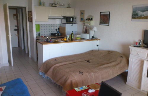 Carry-le-Rouet Apartment | Beachfront Holiday Flat with Spectacular Sea Views