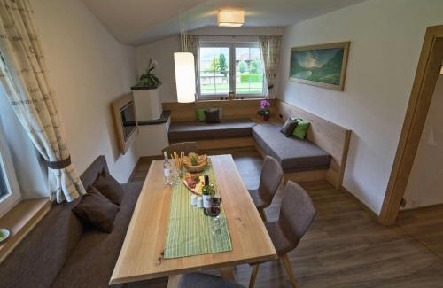 Burgstall Apartment | Prime Apartment Steps from Ski Lifts in Mayrhofen