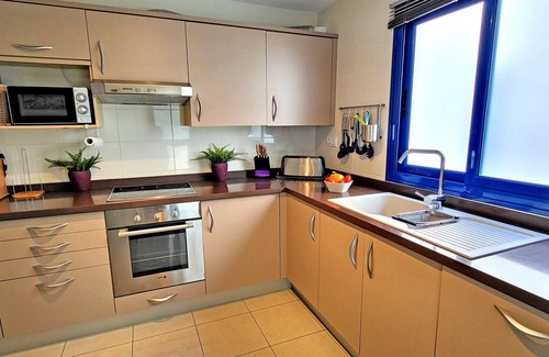 Gran Tarajal Apartment | Oceanfront VISTA MAR Holiday Flat with Pool & Spa Amenities
