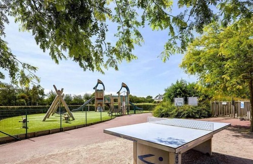 Port-en-Bessin-Huppain House | Holiday home in residence Le Green Beach, Port-en-Besssin-Huppain