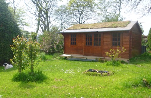 Crymych Cabin | Romantic Holiday Retreat with Ocean View & Cozy Log Burner