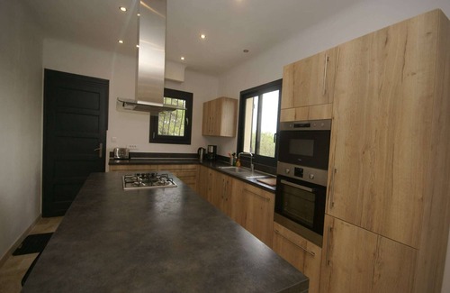 Saint-Antonin-du-Var House | Elegant Holiday Home with Private Pool & Pet-Friendly Amenities