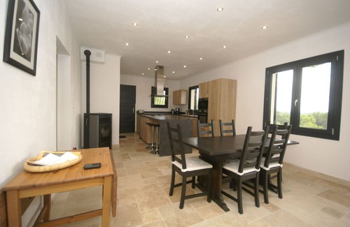 Saint-Antonin-du-Var House | Elegant Holiday Home with Private Pool & Pet-Friendly Amenities